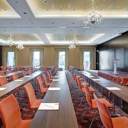 Grand River Park, A Luxury Collection Hotel, מלון 5*