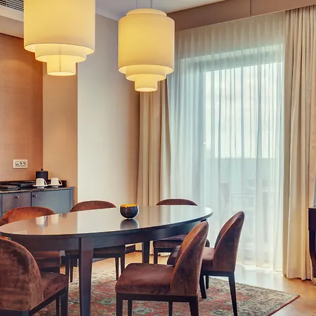 מלון Grand River Park, A Luxury Collection Hotel,