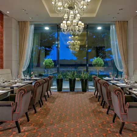 מלון Grand River Park, A Luxury Collection Hotel, ברטיסלאבה