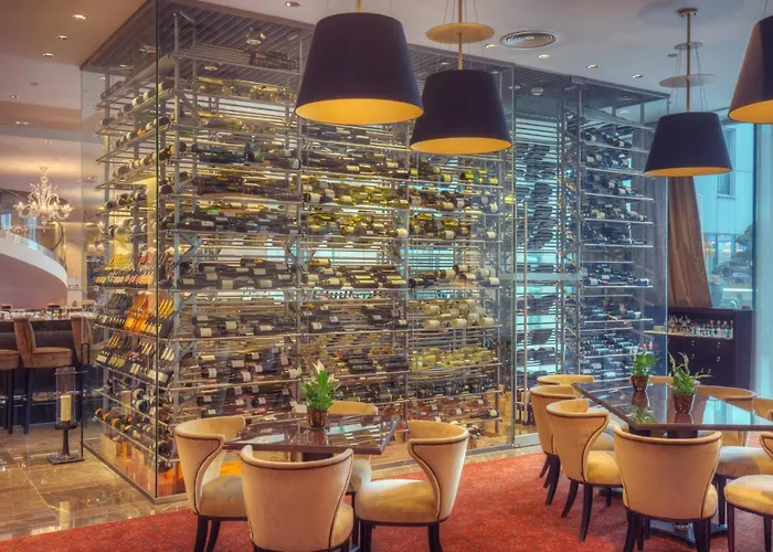 Grand River Park, A Luxury Collection Hotel, Братислава