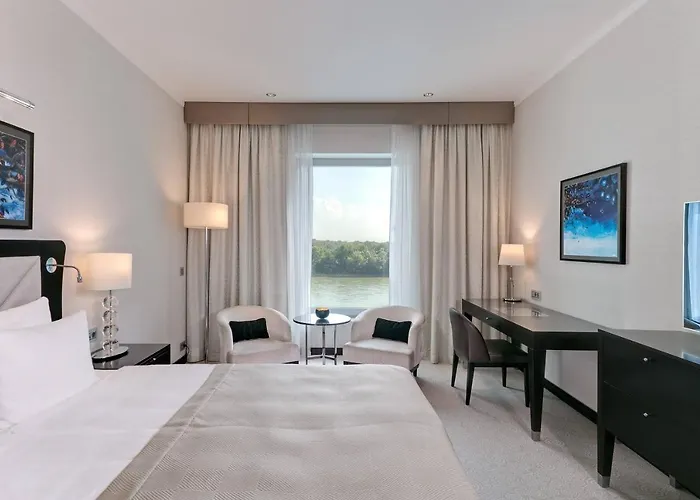 Отель Grand River Park, A Luxury Collection Hotel, Братислава