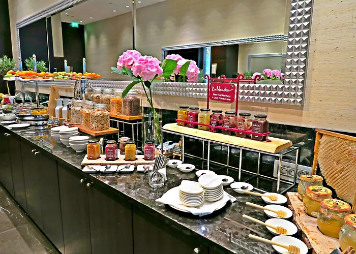 Отель Grand River Park, A Luxury Collection Hotel,