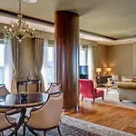 Grand River Park, A Luxury Collection Hotel, Otel 5*
